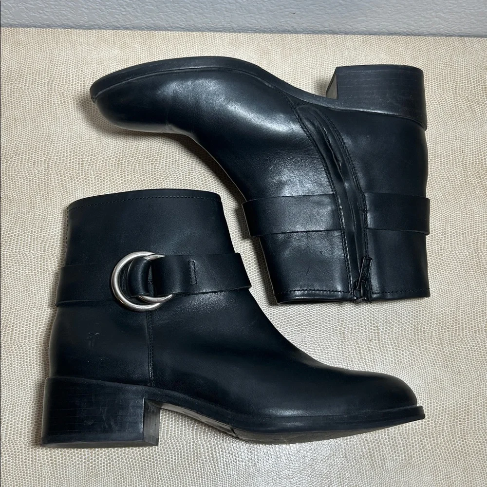 Frye Kristen Harness Short Boot Black Smooth Antique Pull Up 7 B MSRP $358
